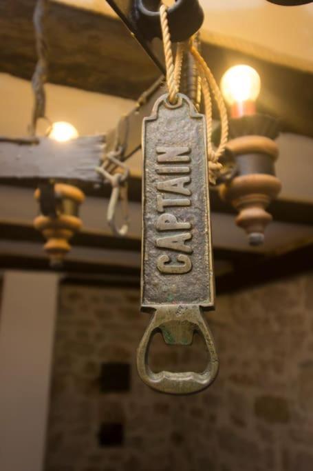 Captain'S Lodge Tribalj Eksteriør billede